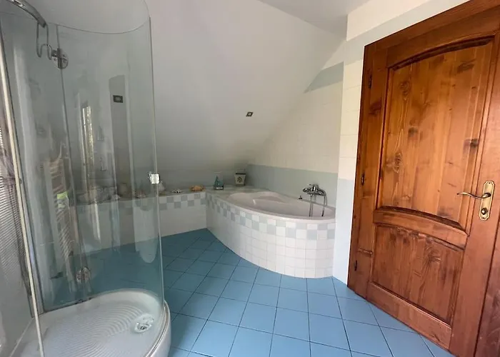 Krasny Stylovy Dom V Rovinke Holiday home *