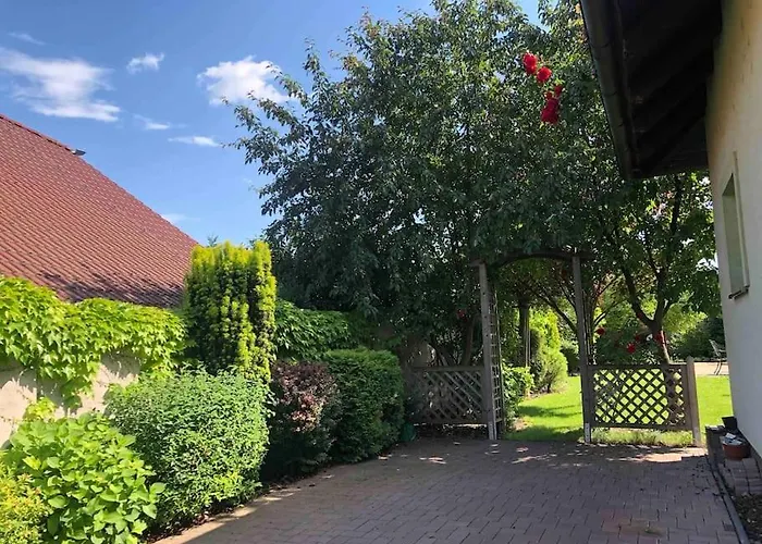 Krasny Stylovy Dom V Rovinke Holiday home *