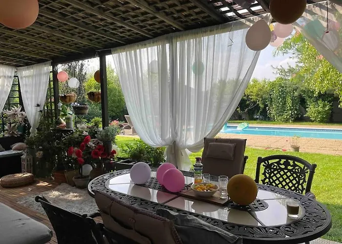 Holiday home Krasny Stylovy Dom V Rovinke *